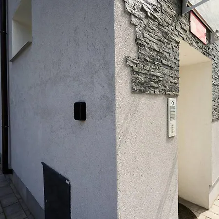 Pyza Apartments With Parking Zgoda 30 Poznan Exterior photo